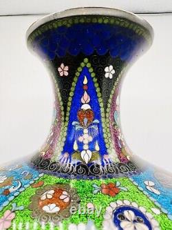 A Large Japanese Cloisonne Ginbari baluster vase. Meiji period