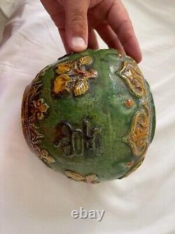 Antique JAPANESE POT vase colorful signed green yellow flower asian Ming dynasty