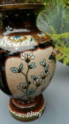Cloisonne vase with amazing detail glitter effect just beautiful