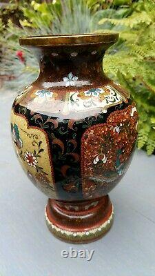 Cloisonne vase with amazing detail glitter effect just beautiful