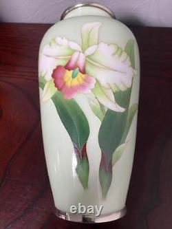 Flower pattern Cloisonne Vase 7 inch tall Japanese Pot