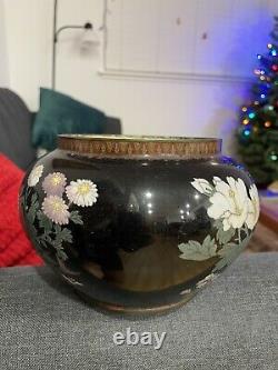 Gorgeous detailed Meiji antique Japanese Cloisonne vase Jardenier