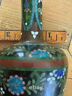 Japanese Cloisonne Vase. 7x3 beautifully done with foil. Antique or vintage
