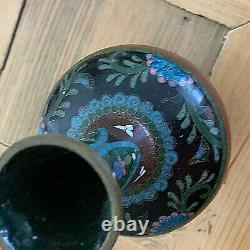 Japanese Cloisonne Vase. 7x3 beautifully done with foil. Antique or vintage
