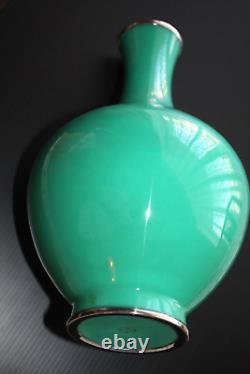 Japanese Wireless Cloisonne Vase Signed by Ando Shippo Store glossy jade color