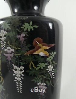 Japanese cloisonne Vase. Hayashi style. Meiji Period