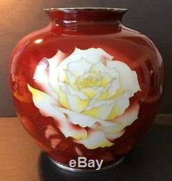 Lovely, Japanese Early 20th C. Ando Jubei Yellow Rose Blossom Cloisonne Vase