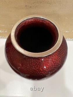 Nice vintage Japanese red cloisonne vase with flowers and bird decoration