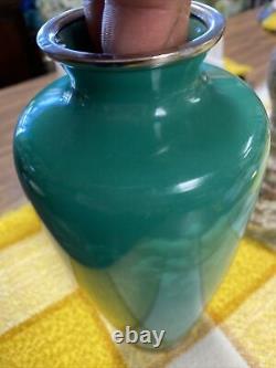Signed authentic Ando Jubei cloisonné vase
