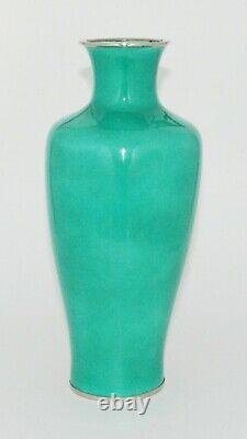 Slender Japanese Enamel Vase with a Jade Style Wireless Design Ando PIB