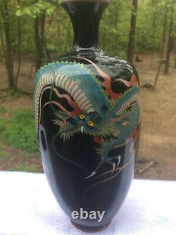 Stunning Japanese Cloisonne Dragon Vase