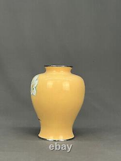 Vtg. Japanese Peach Cloisonne 10 Enamel Vase with White Lilies
